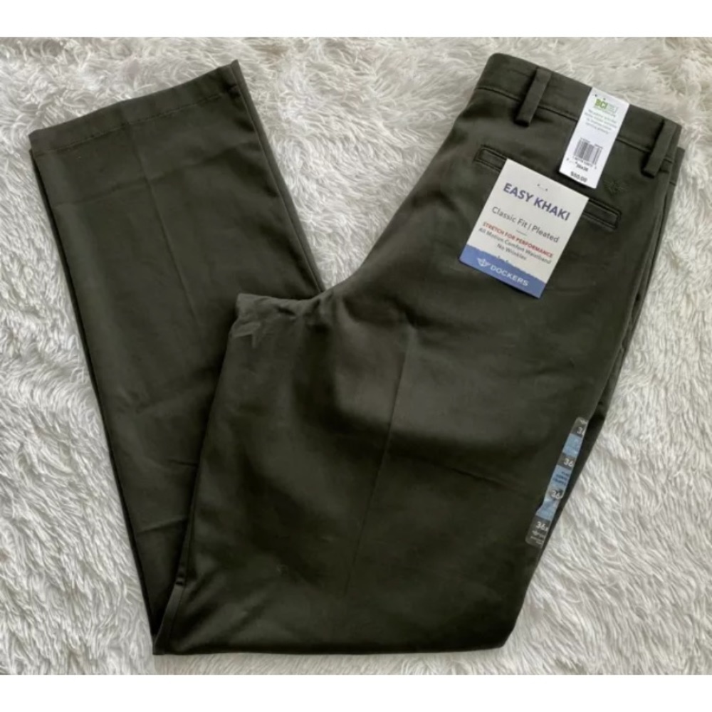 NWT Dark Olive, Pleated, No Wrinkle Khaki Pants